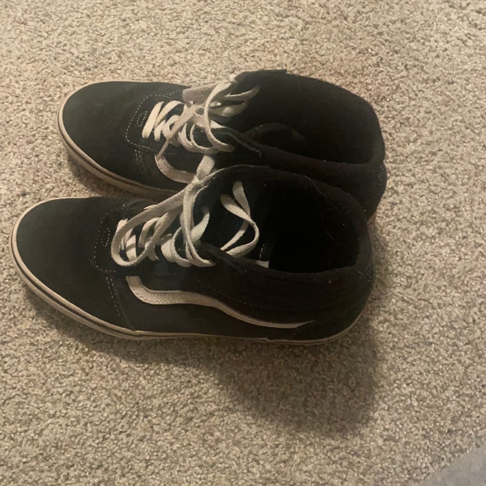 black high top vans